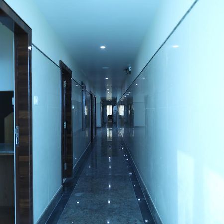 Hlv Grand Inn Bangalore Eksteriør bilde